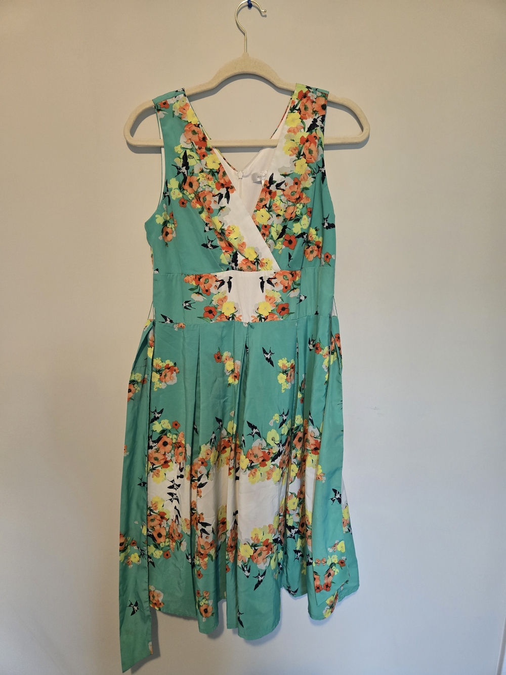 dressbarn Mint Green Floral V-Neck Midi Dress
